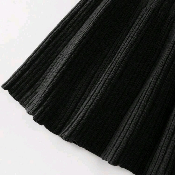 Woman Black Knit Long Sleeve Fashion Dress Sweater Mini Fit & Flare Size M - Picture 2 of 5